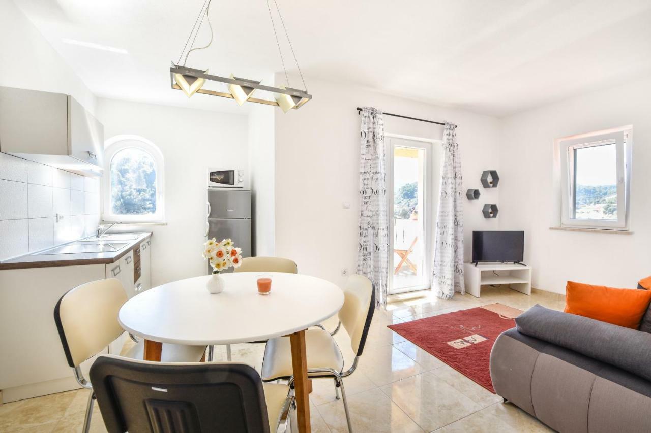 Villa Mar 1 - Luxury apartments Pucisca Extérieur photo